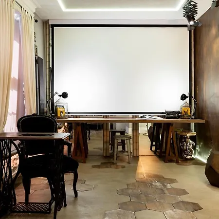 Old Town Paradise Lost By Downtown Lägenhet *