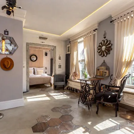 Old Town Paradise Lost By Downtown Апартаменты *