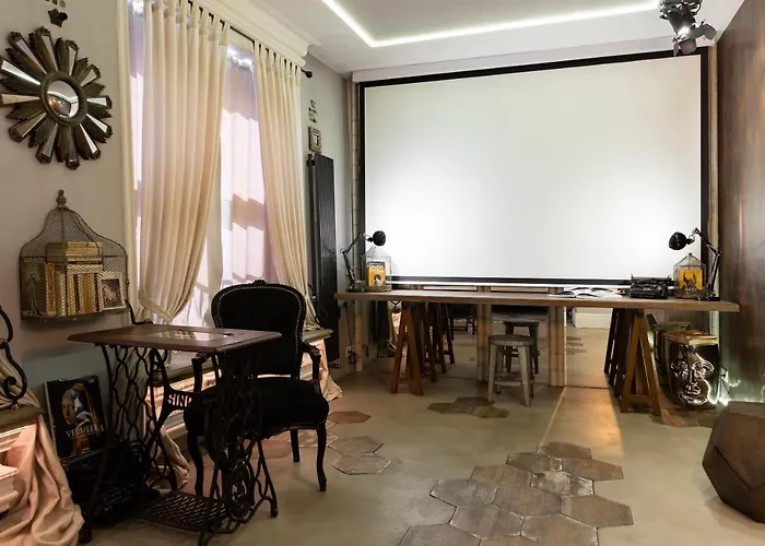 Old Town Paradise Lost By Downtown Apartamento